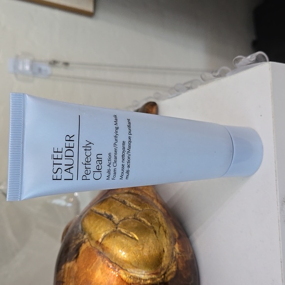 Estee Lauder Perfectly Clean Multi Action Foam Cleanser/Purifying Mask 1.7fl OZ - Picture 2 of 4